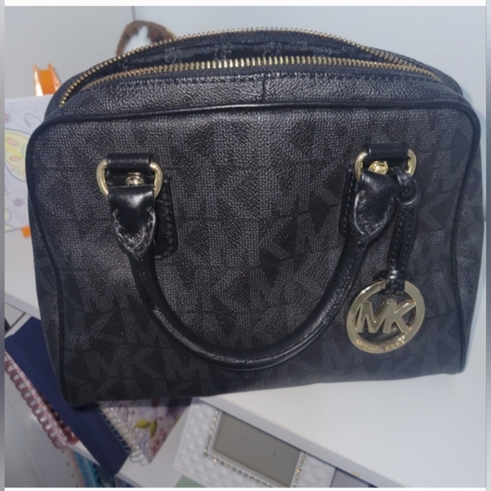 Muchael Kors Speedy Logo Bag Purse
